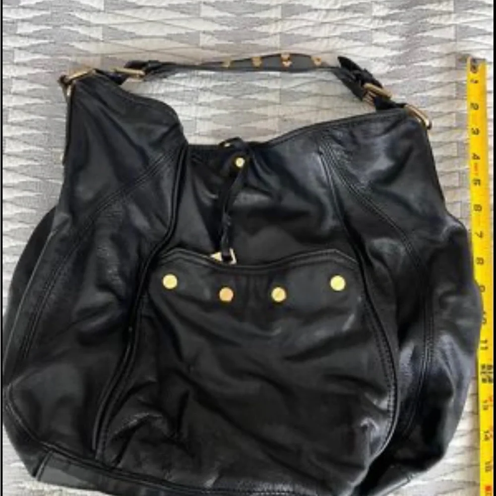 Steven by Steve Madden black leather shoulder bag- excellent condition. - Picture 3 of 5